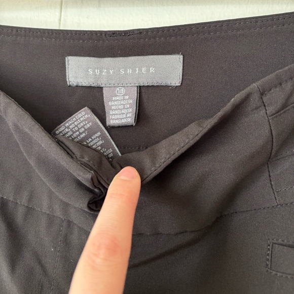 🎉4/30$🎉 Suzy Shier Sleek Black Dress Pants - Size 8 - Picture 2 of 4